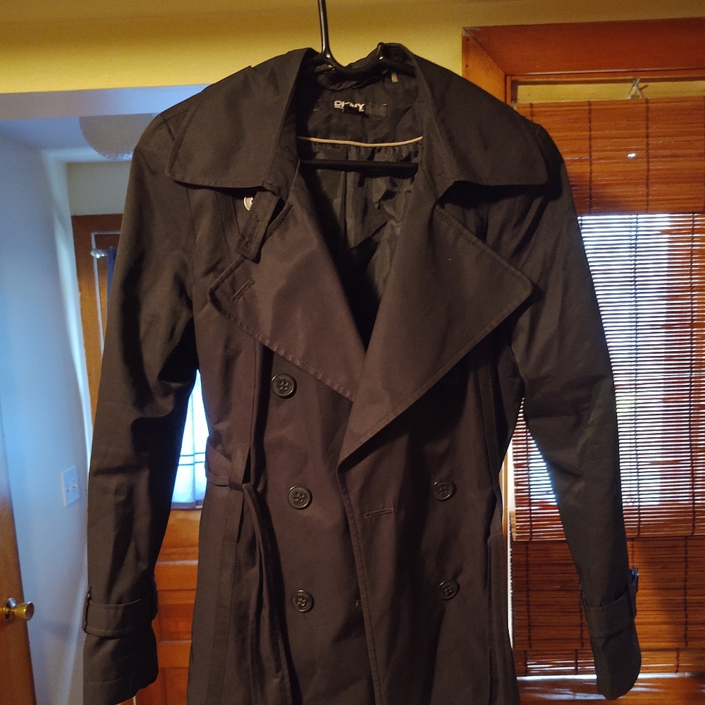 DKNY Women's trench coat, md